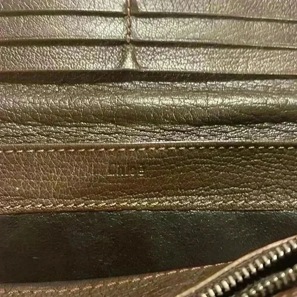 Chloe Wallet /w authenticity card and box - Picture 9 of 14